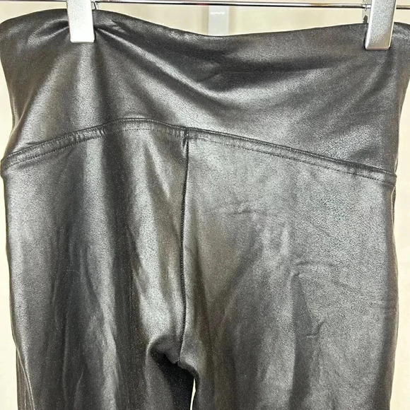 Spanx Size Medium Faux Leather Leggings Women’s Black - Picture 7 of 13